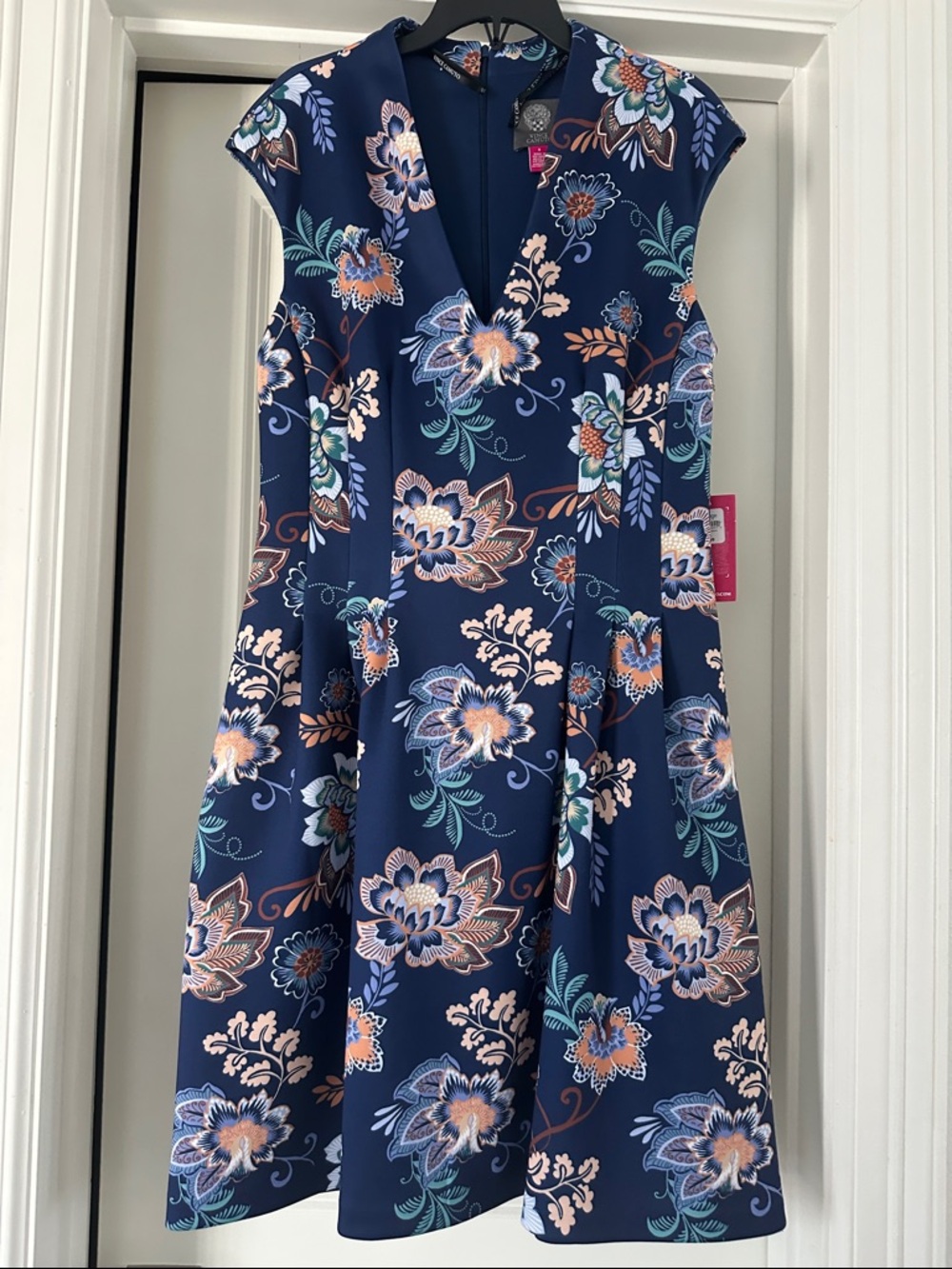 Vince CAMUTO Floral Fit & Flare Dress - Navy Multi. NWT 8